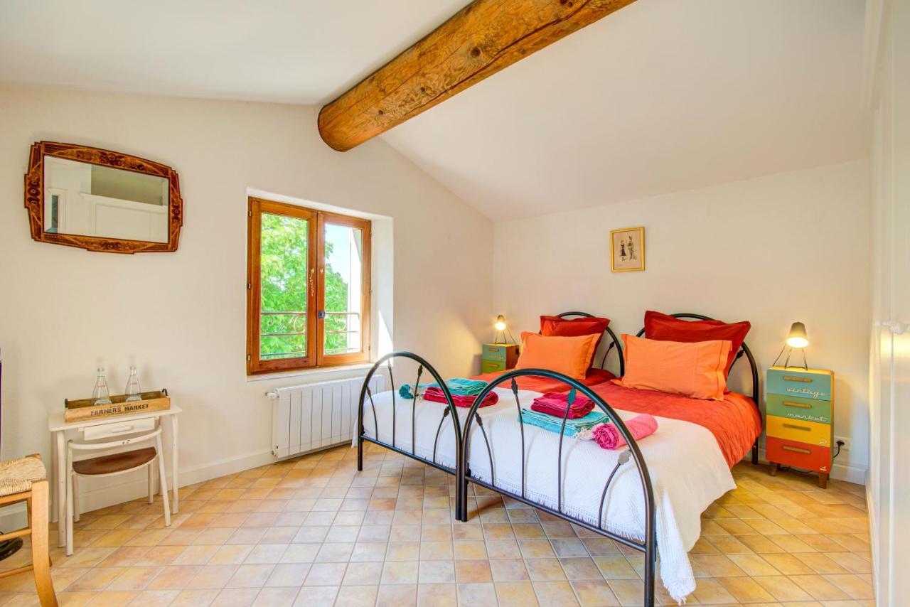 Les Chambres du Perussier Cucuron Extérieur photo