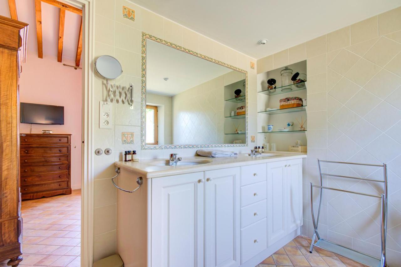 Les Chambres du Perussier Cucuron Extérieur photo